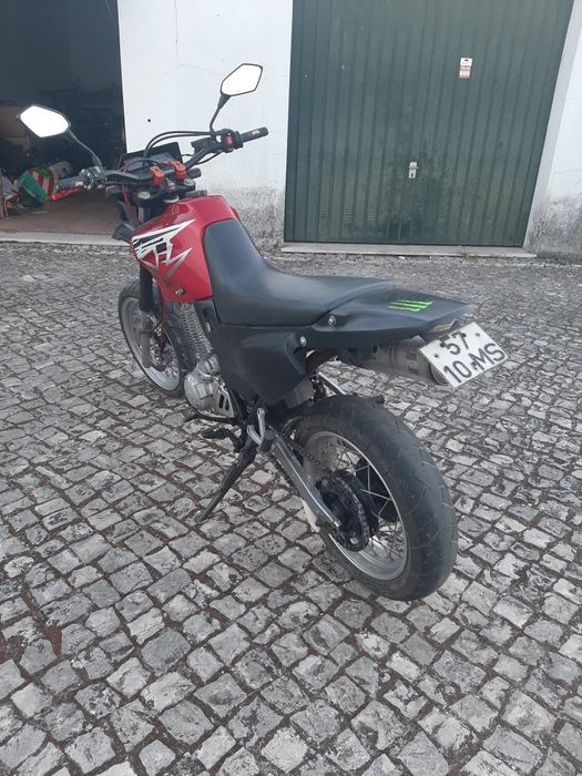 Yamaha Xt600 supermotard
