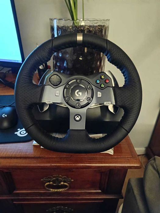 Voltante G920 + Pedais  (Novo)