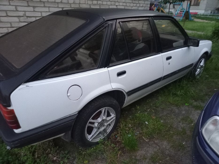 Продам опель аскона