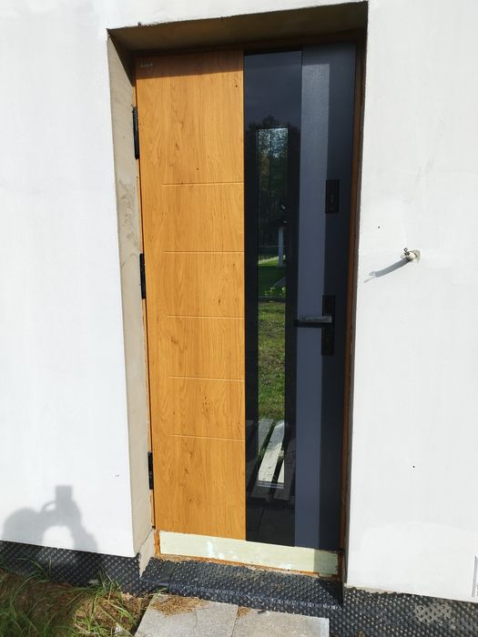Drzwi zewnętrzne MARTOM 90cm winhester