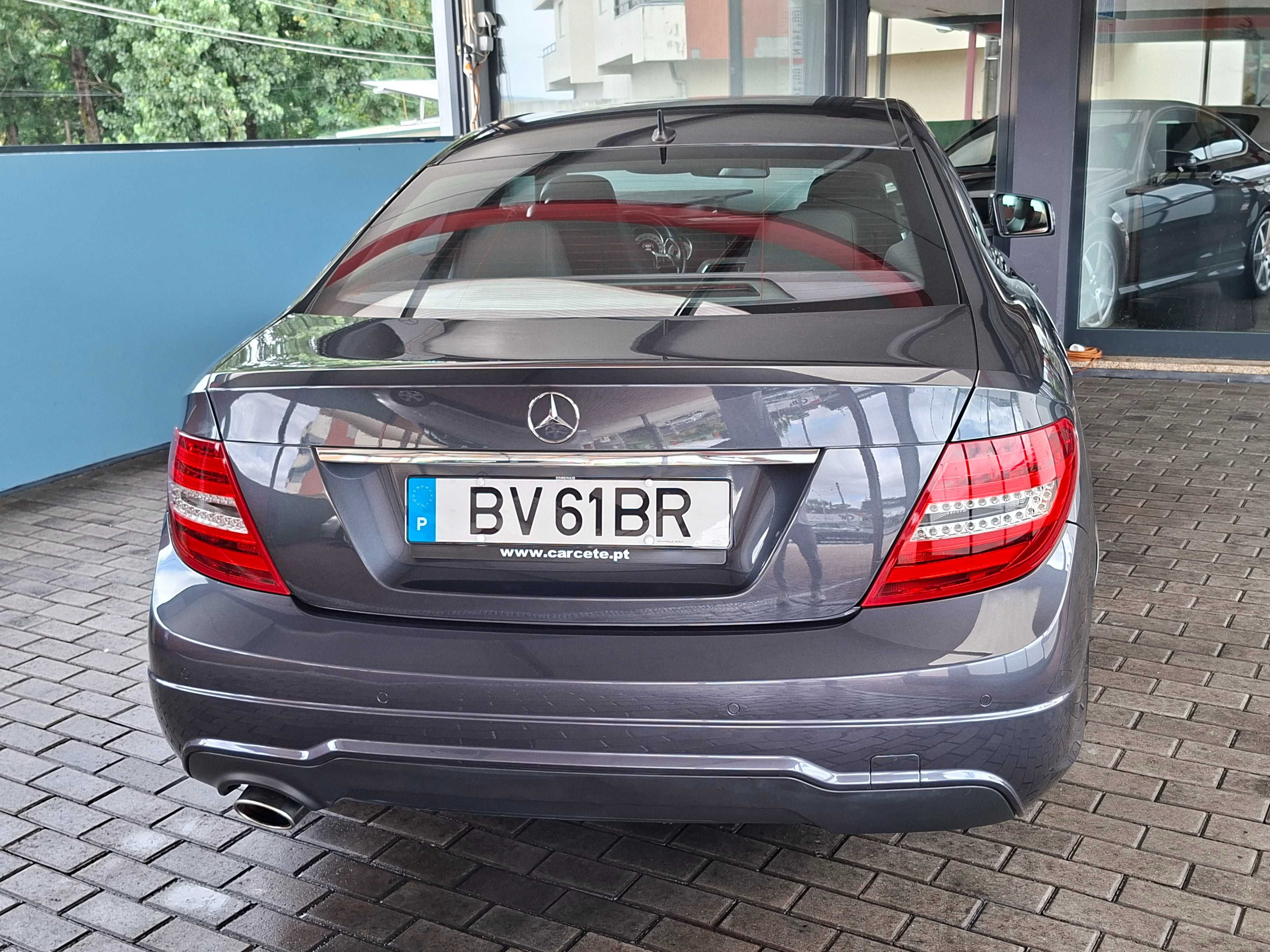 Mercedes-Benz C 180 CGI  AMG