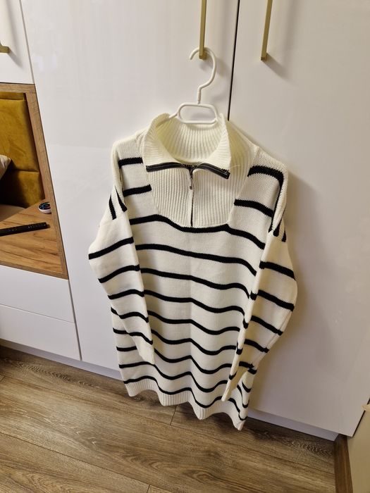 Sweter długi , golf damski w paski