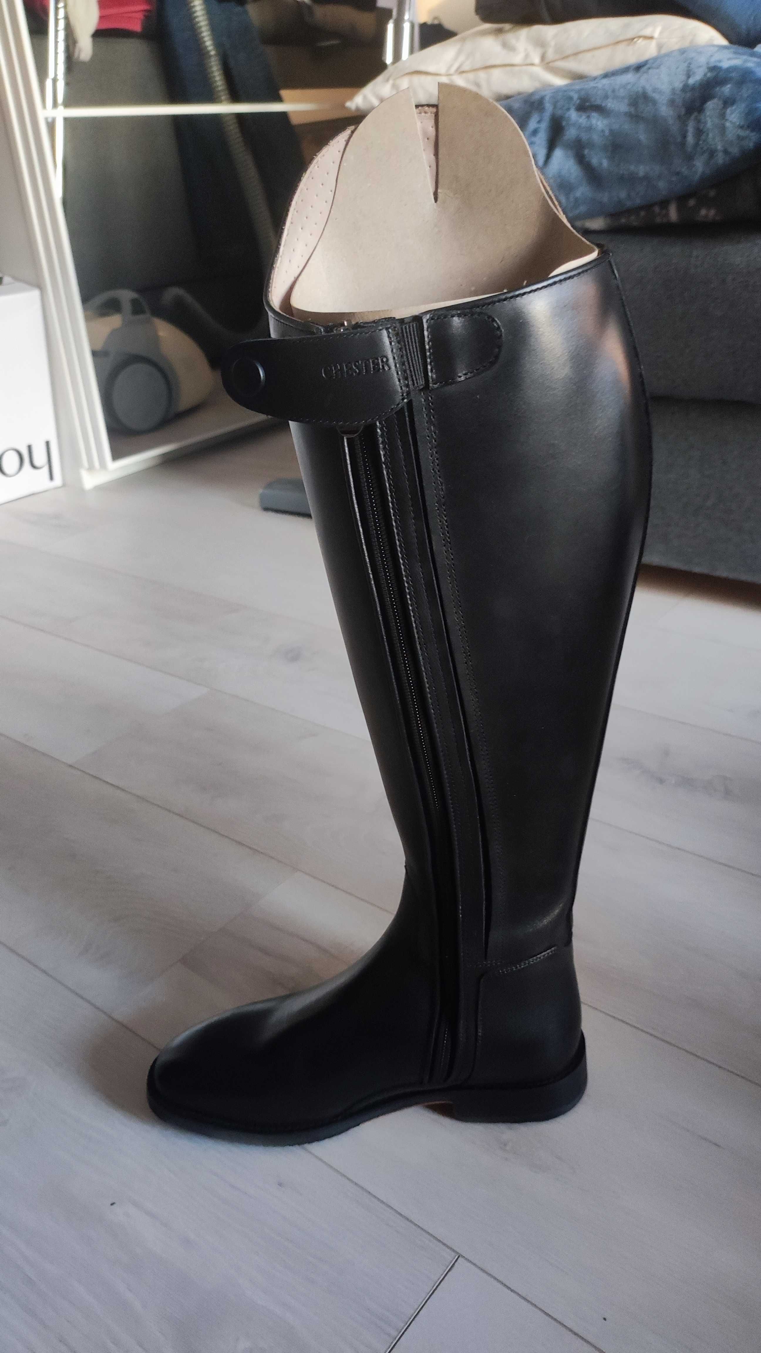 Nowe ujeżdżeniowe oficerki Chester Boots