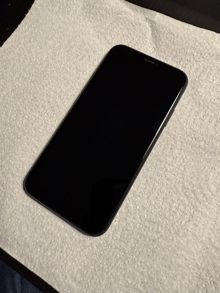 iPhone XR stan bardzo dobry