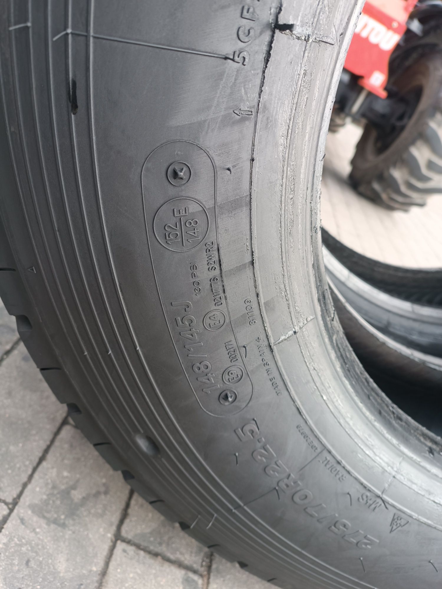 275/70R22.5 Bridgestone WB958