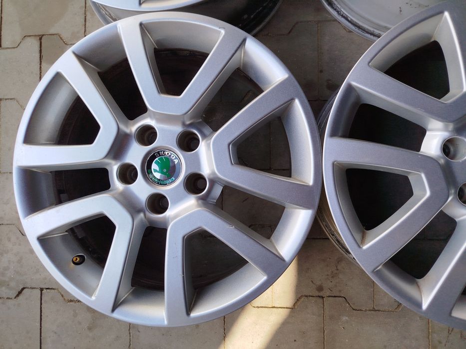 Felgi aluminiowe 5x112 17" Oryginał Skoda