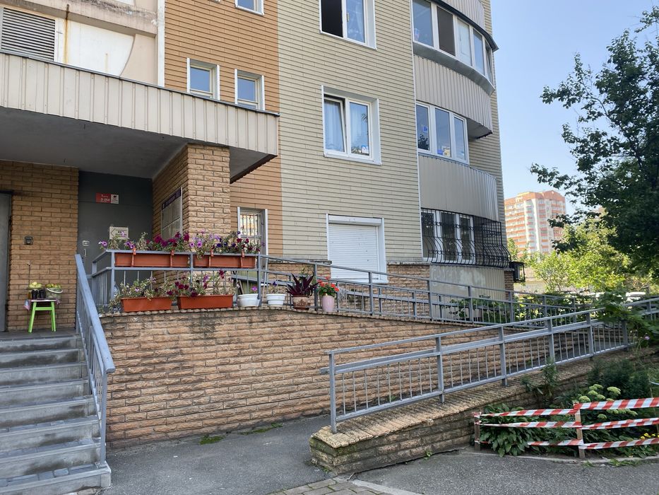 Без комісіі агентства. Оренда приміщення 3 кабінети + приймальня.