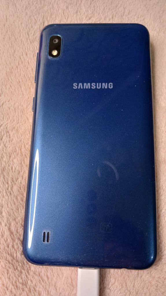 Телефон Samsung Galaxy A 10