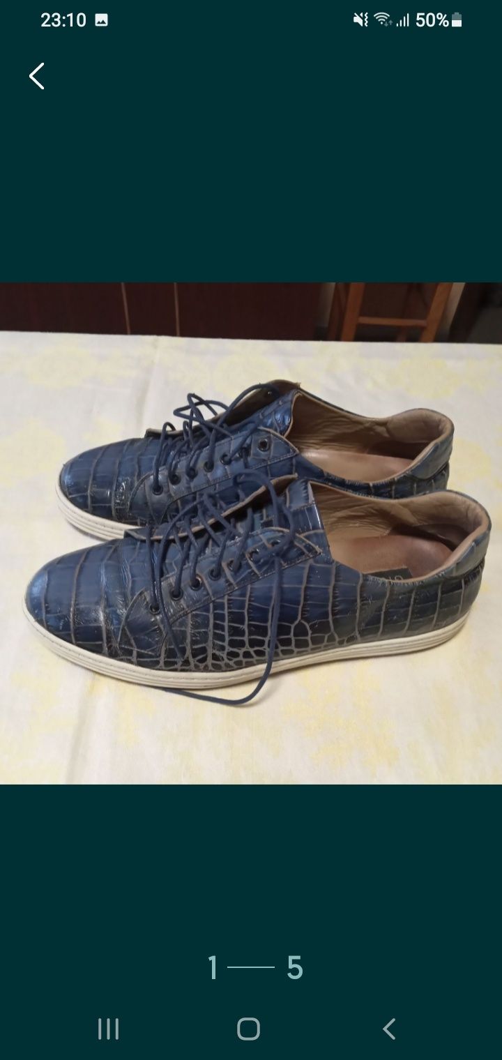 Туфли-кроссовки,тёмно-синие42р.