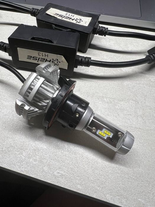 BiLed лампи Heise H13