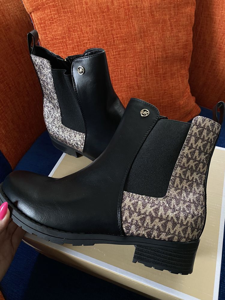 Nowe botki michael kors 35 36 czarne monogram trapery mk złote