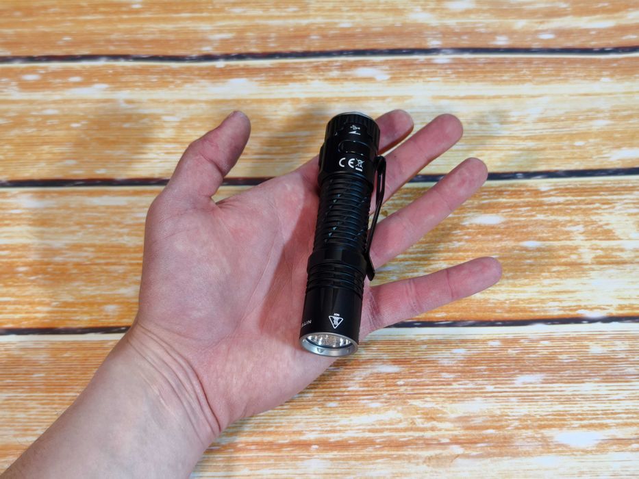 Nitecore EDC27 UHi EDC33 кишеньковий тактичний ліхтар 3100 люмен