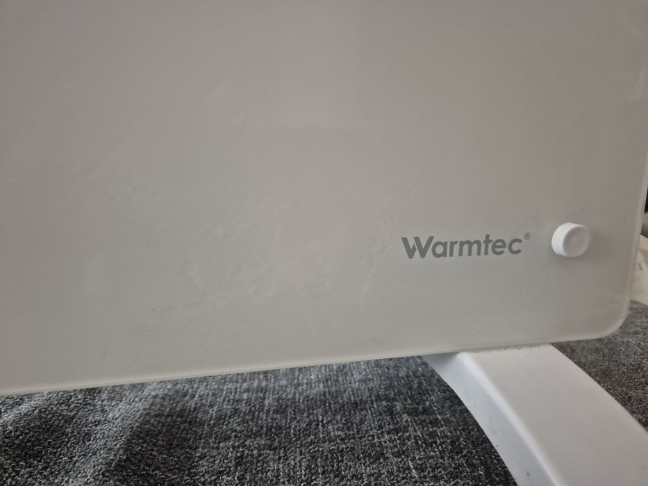 Grzejnik konwektorowy  elektryczny  firmy Warmtec EGW-20B