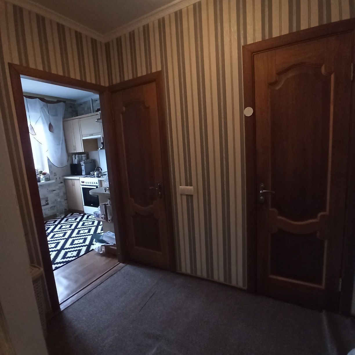 Продам 2 кімнатну квартиру Леваневського