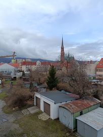 Wynajmę mieszkanie dwupokojowe w Bielawie drugie piętro okolice Lidla