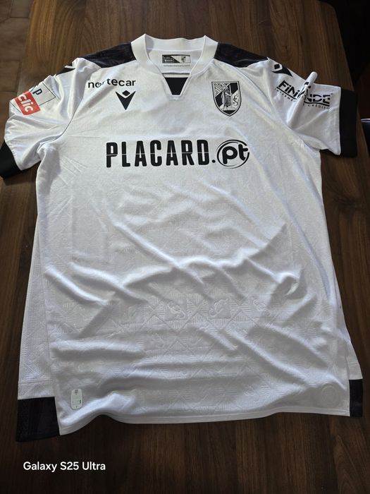 Vendo camisola Vitoria de Guimarães