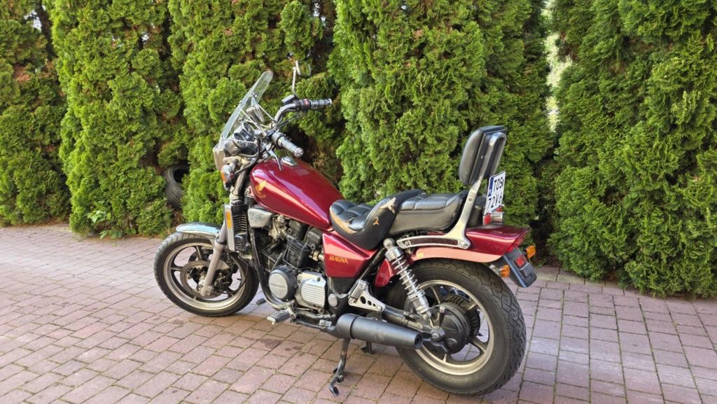Honda vf 700 magna Motocykl zarejestrowany silnik części  dostawa