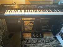 Sprzedam pianino cyfrowe Roland RD-700 sx z klawiatura wazoną.