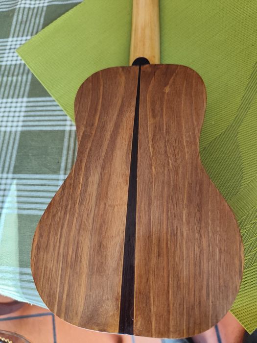 Cavaquinho Novo, construído em Nogueira Portuguêsa!