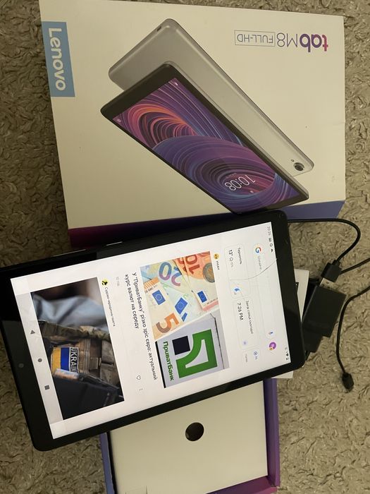 Планшет Lenovo Tab M8 FHD 3G з сімкартою
