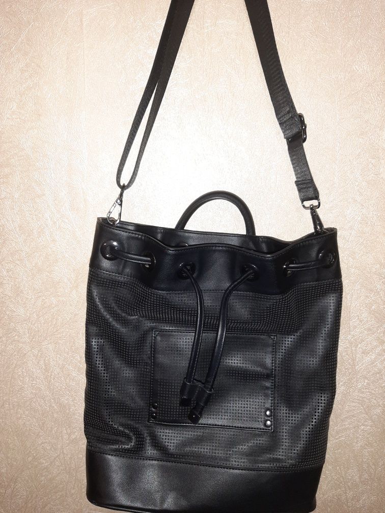 Рюкзак Louis Vuitton клатч гуччи сумка рюкзак кожа косметичка
