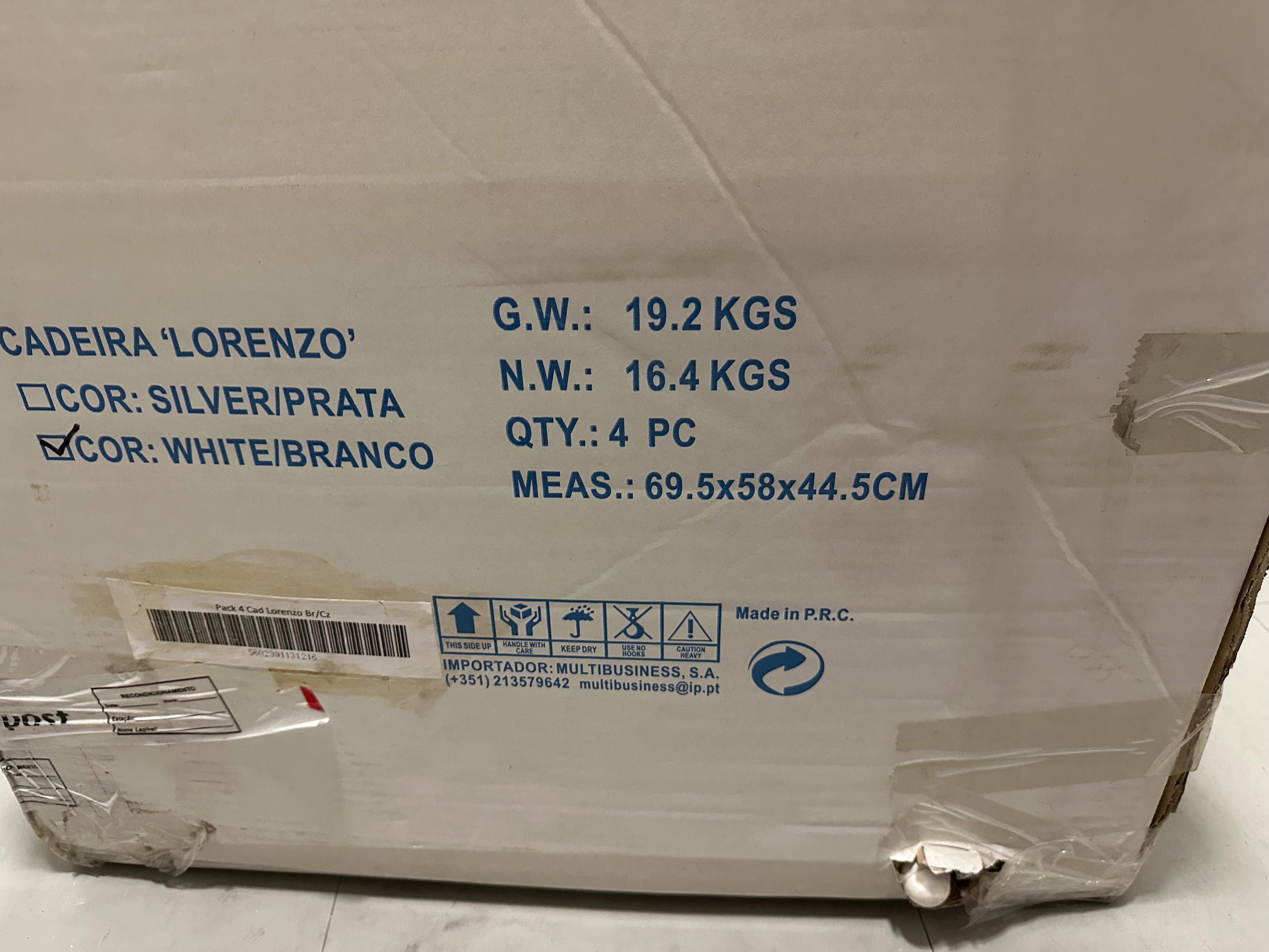 Conjunto - 5 Cadeiras Lorenzo Brancas – 4 Novas na Caixa!