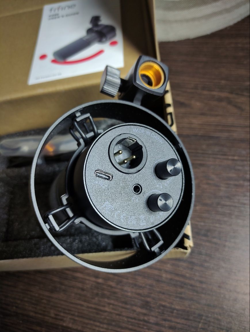 Студійний мікрофон Fifine Amplitank K688