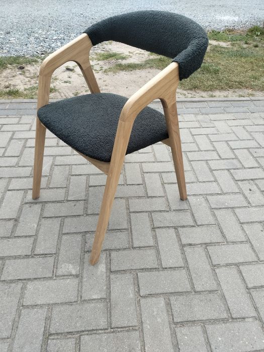 Krzesło dębowe tapicerowane PROMOCJA