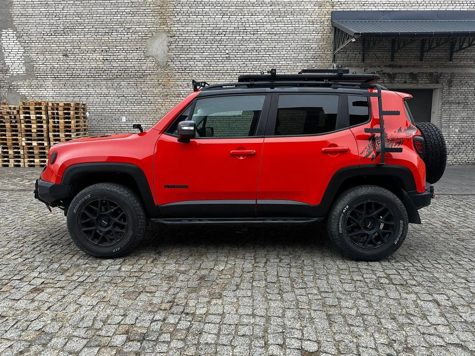 Jeep Renegade 2,4 Trailhawk off road MEGA DOPOSAŻONY