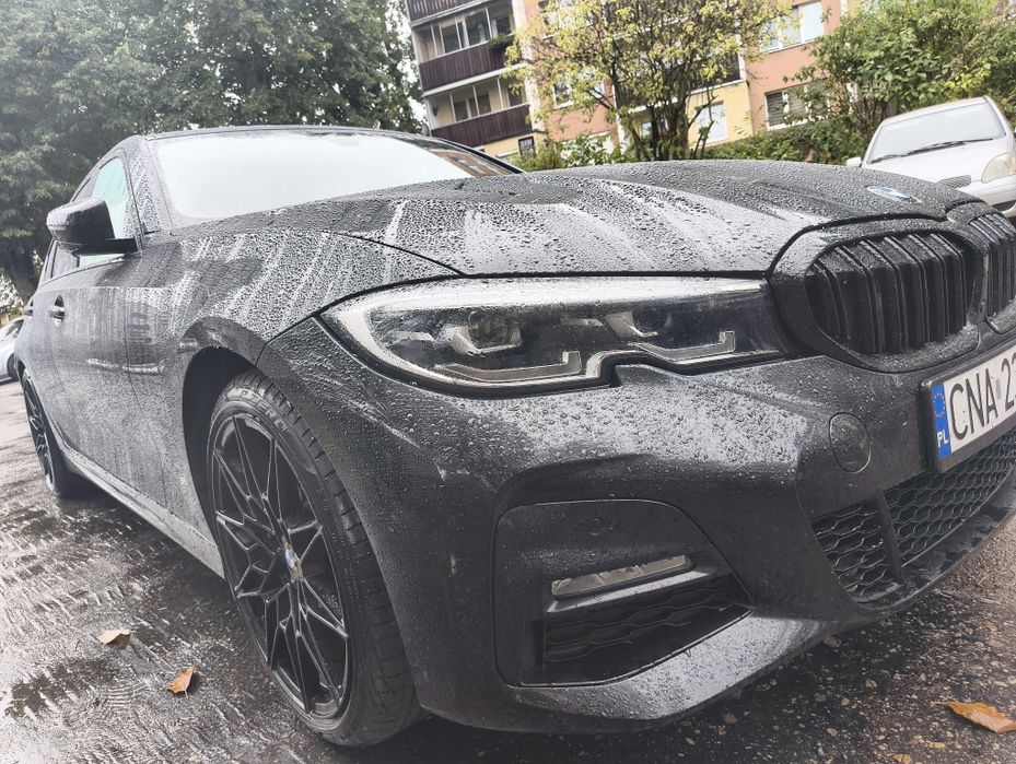 BMW G20 330i 258km