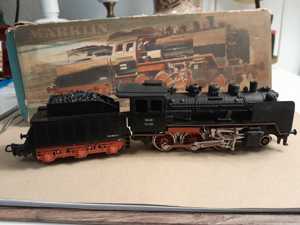 Modelismo marca Marklin, Locomotiva a vapor