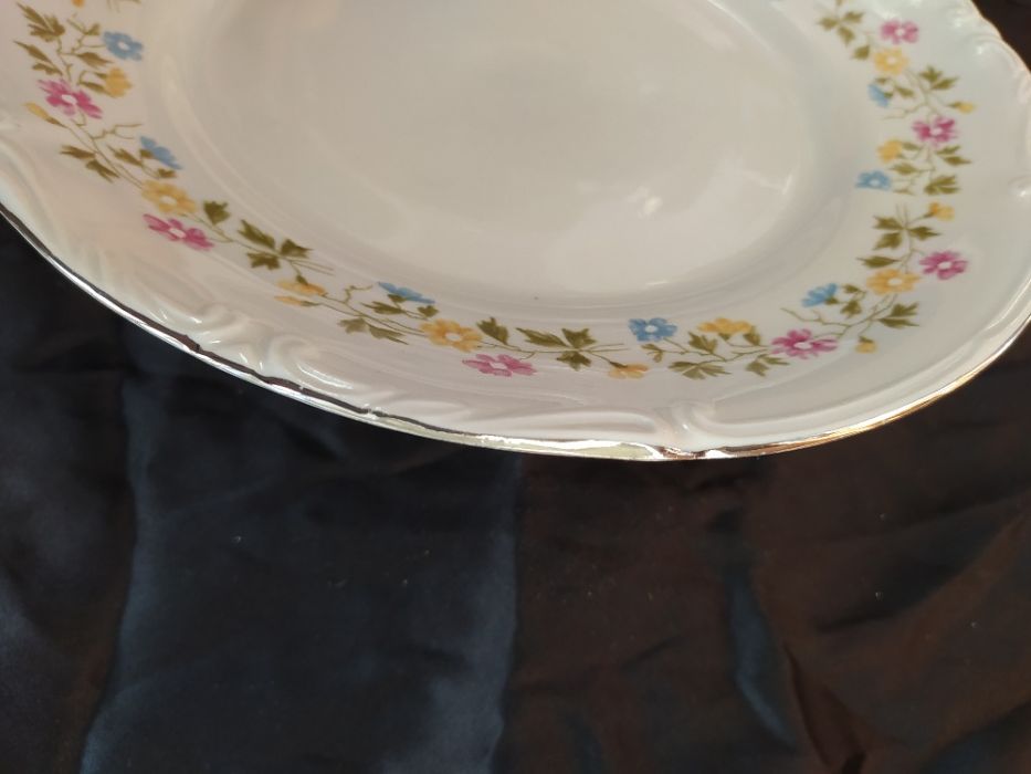 Porcelana Chodzież – zestaw talerzy