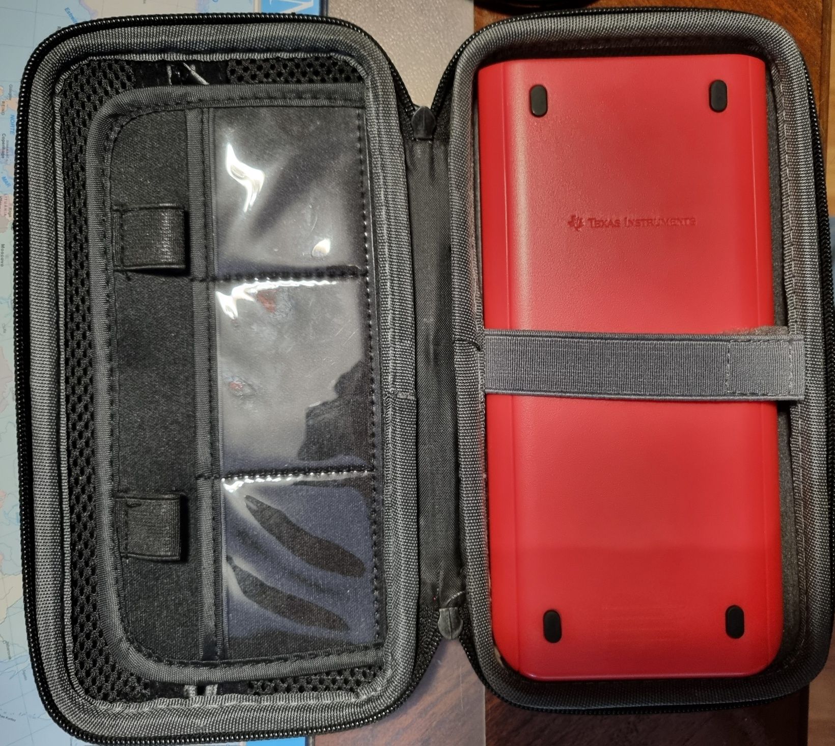 Calculadora Gráfica TI-nspire CX II-T com estojo