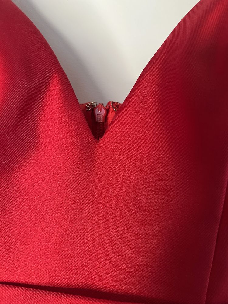 Красное платье Sherri Hill