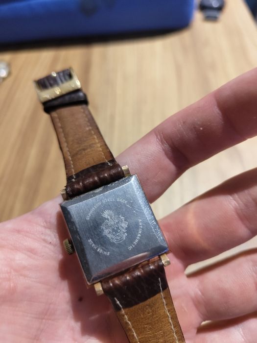 Zegarek cornavin tank swiss made