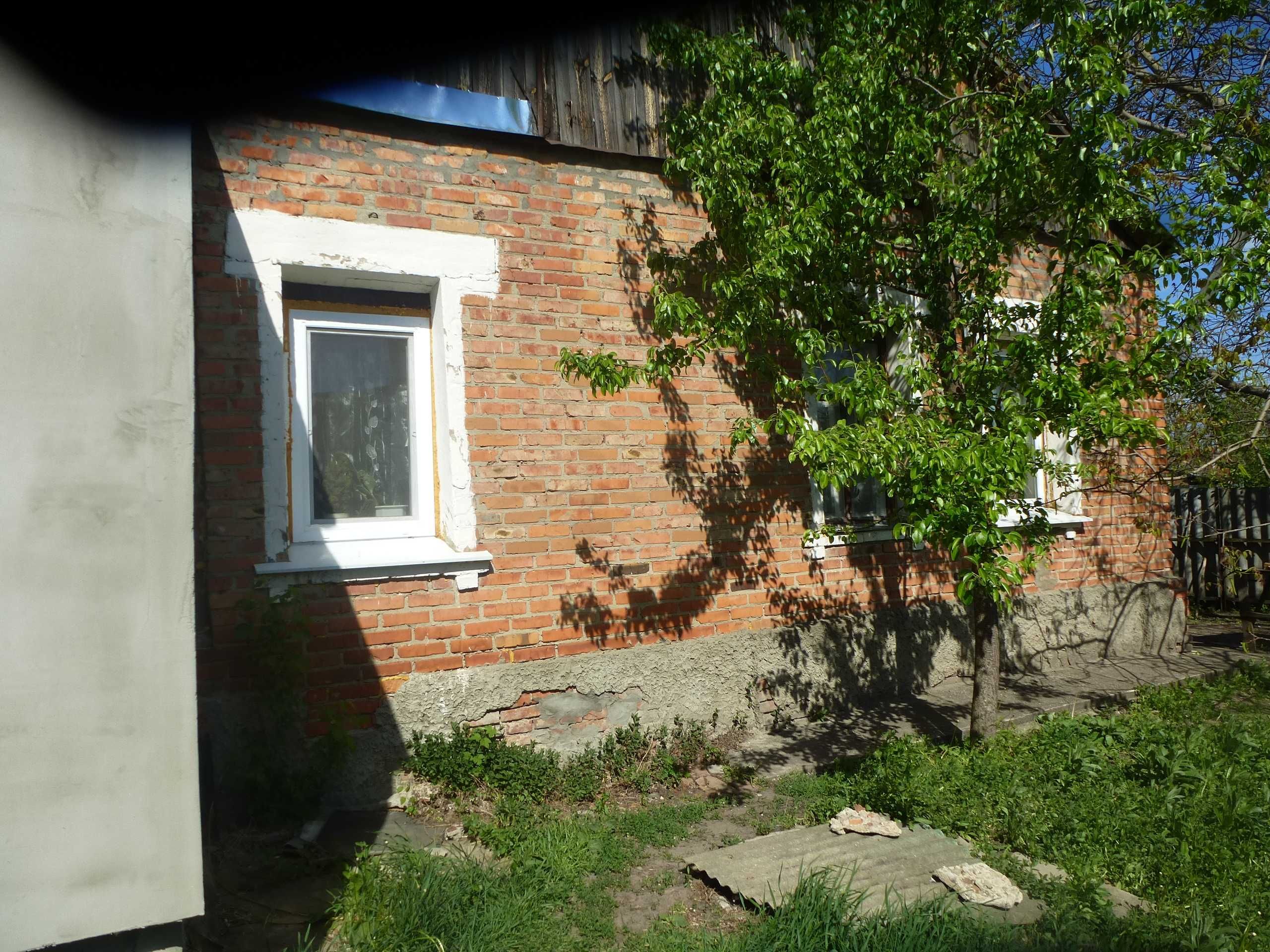 Продам квартиру в центре Змиева