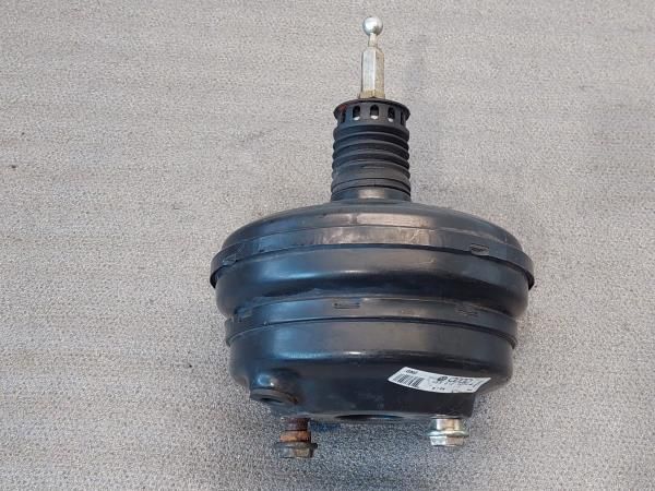 Servofreio AUDI A4 (8D2, B5)