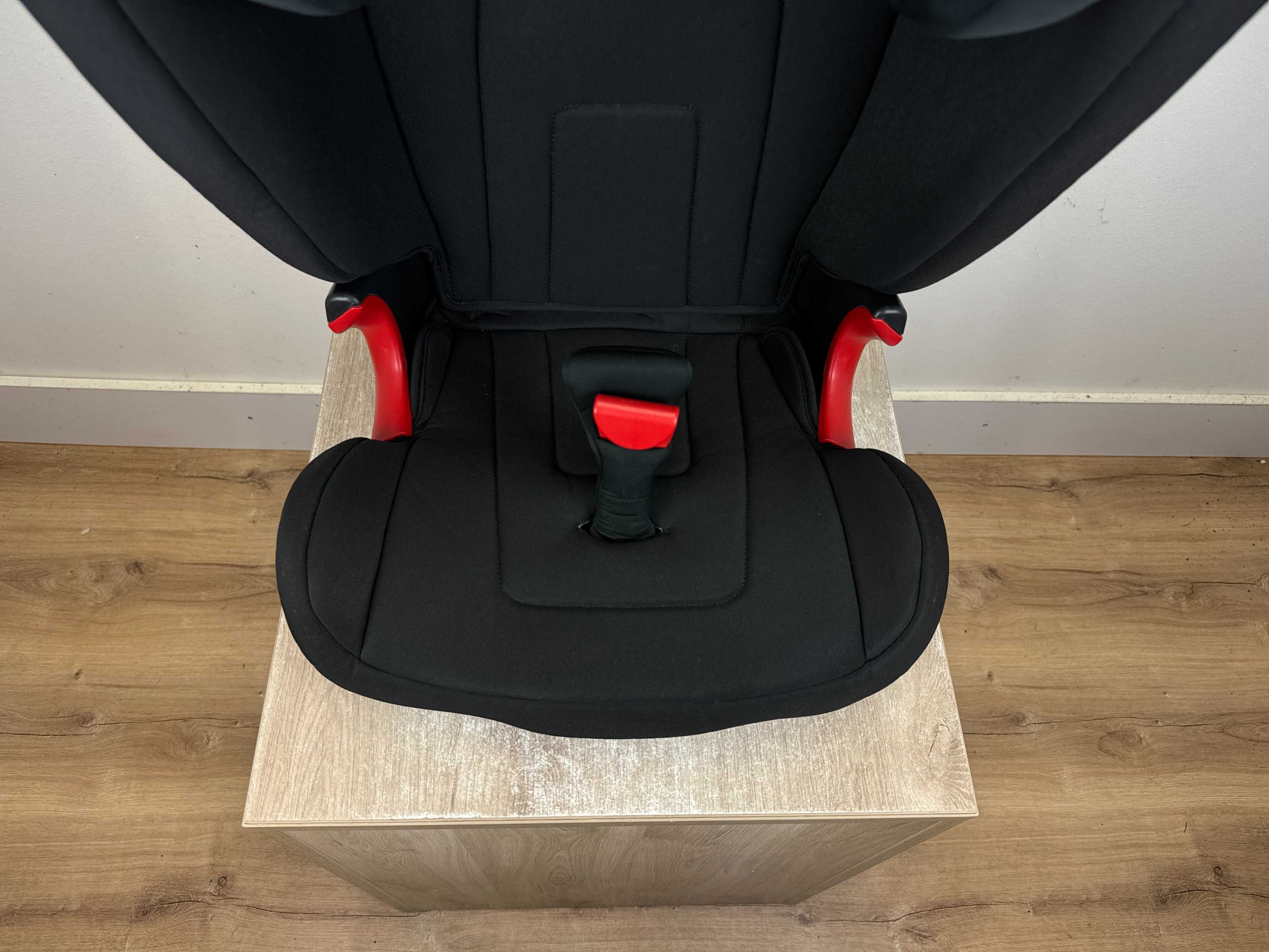 Fotelik samochodowy Britax & Romer Kidfix 2S Cosmos Black 15-36Kg