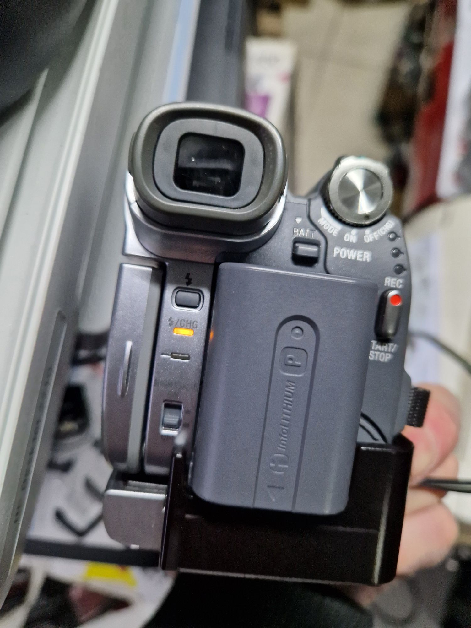 Відеокамера Sony, Canon