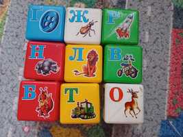 Кубики дитячі з літерами