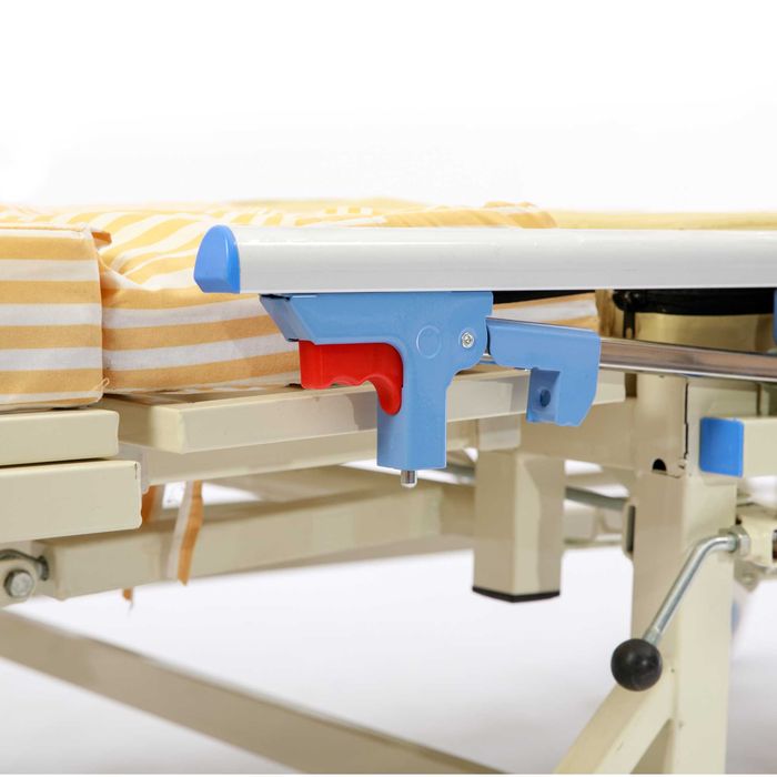 Медичне ліжко широке з туалетом та переворотом MED1-H03W