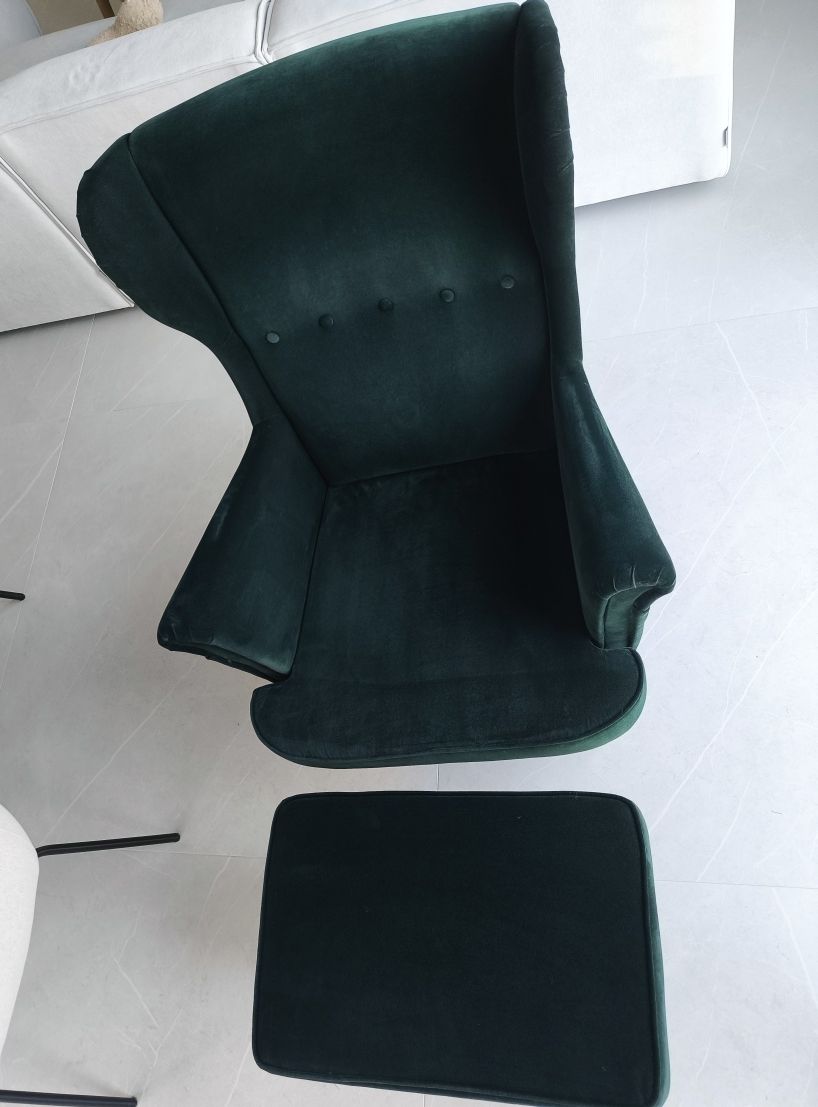 Fotel STRANDMON z podnóżkiem Ikea zielony