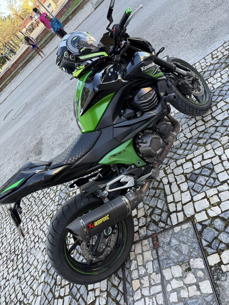Kawazaki Z800 (impecavel)