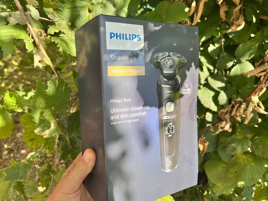 Акумуляторна безпровідна бритва шайвер philips series s9000 sp9830 pre