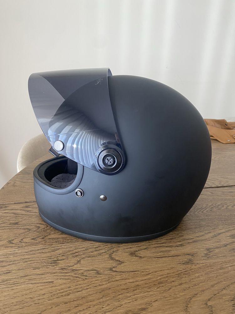 Capacete Biltwelll