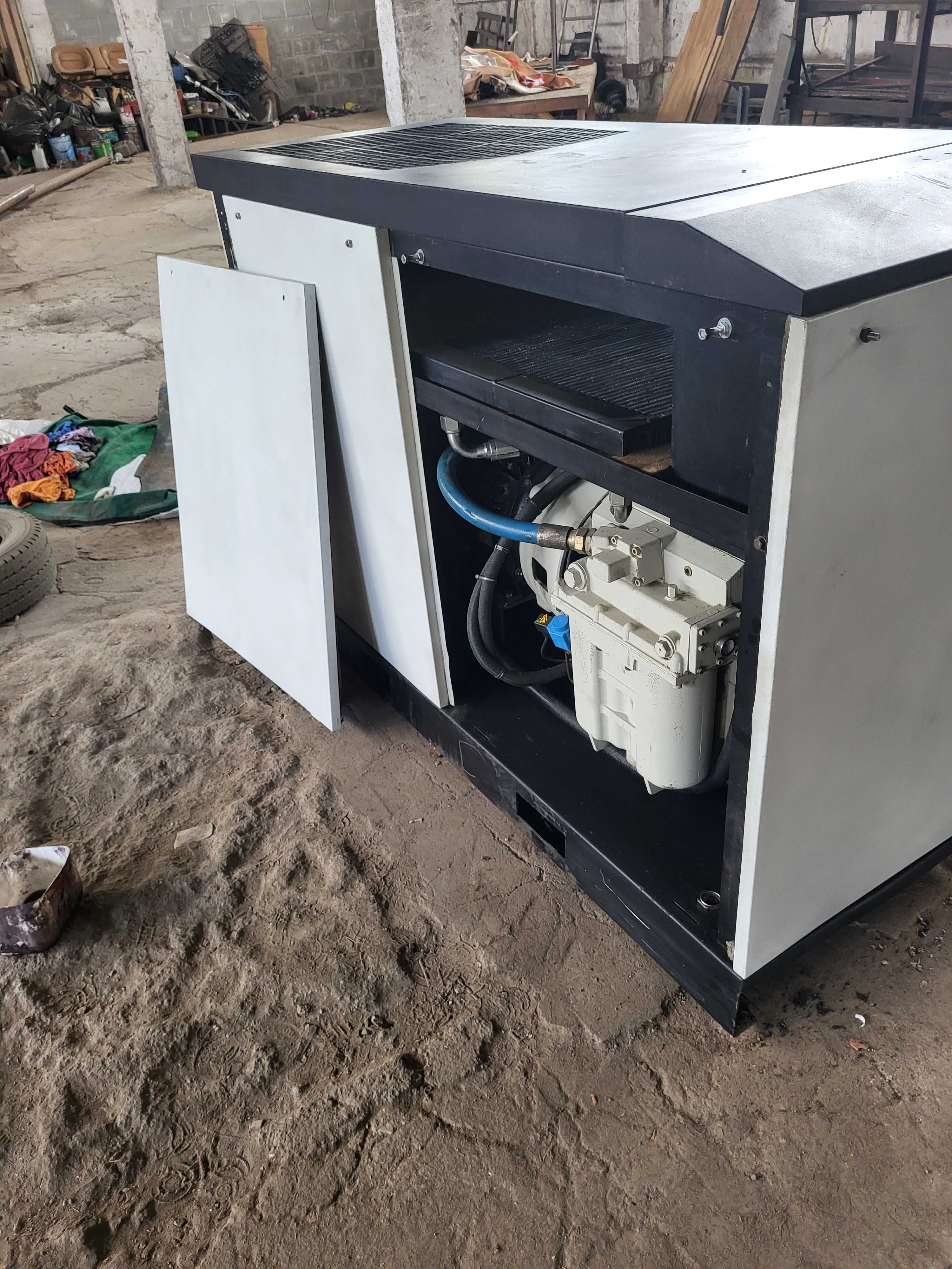 Kompresor HYDROVANE 22 kW typ 822