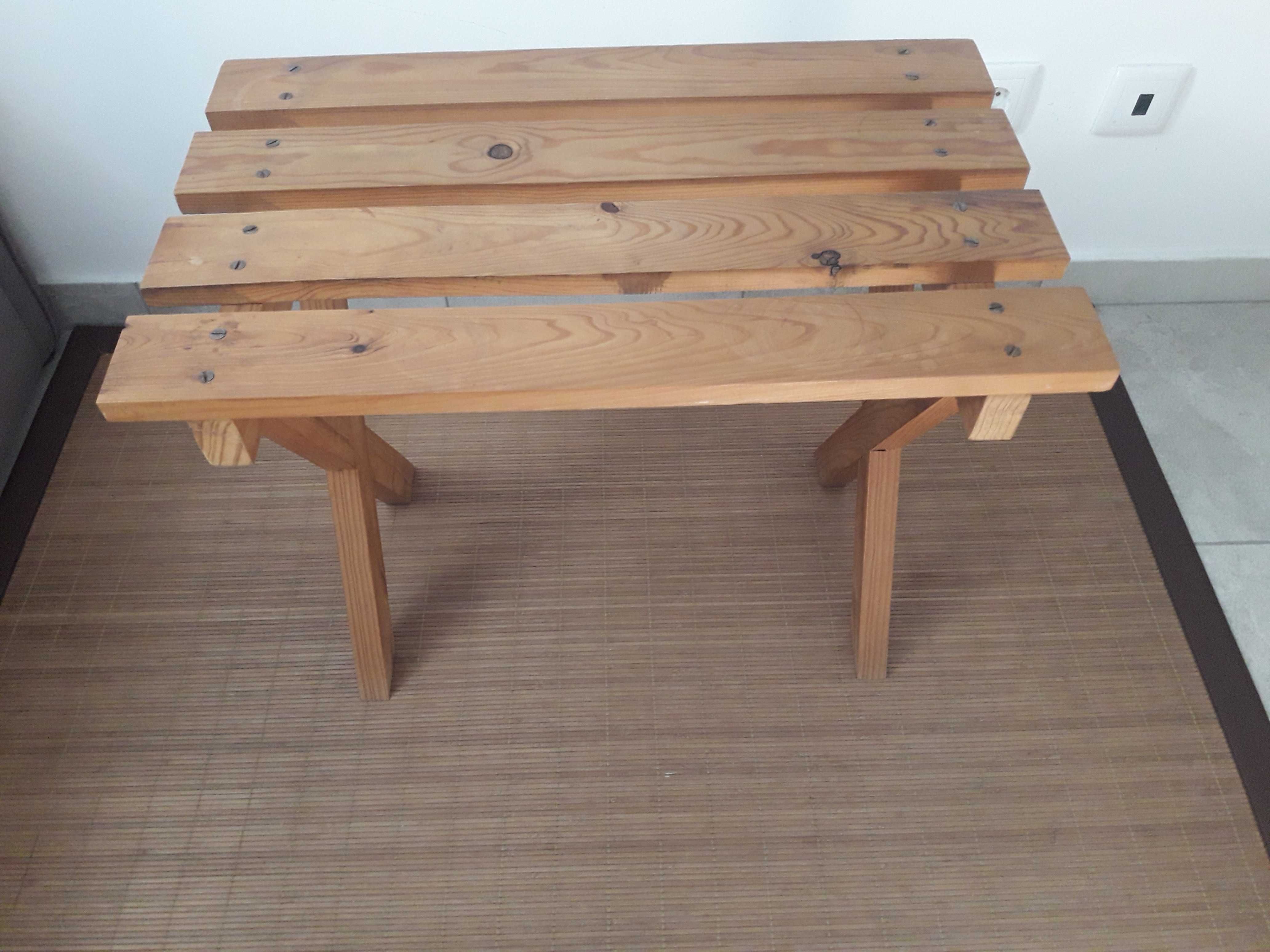 Vendo mesa de Madeira