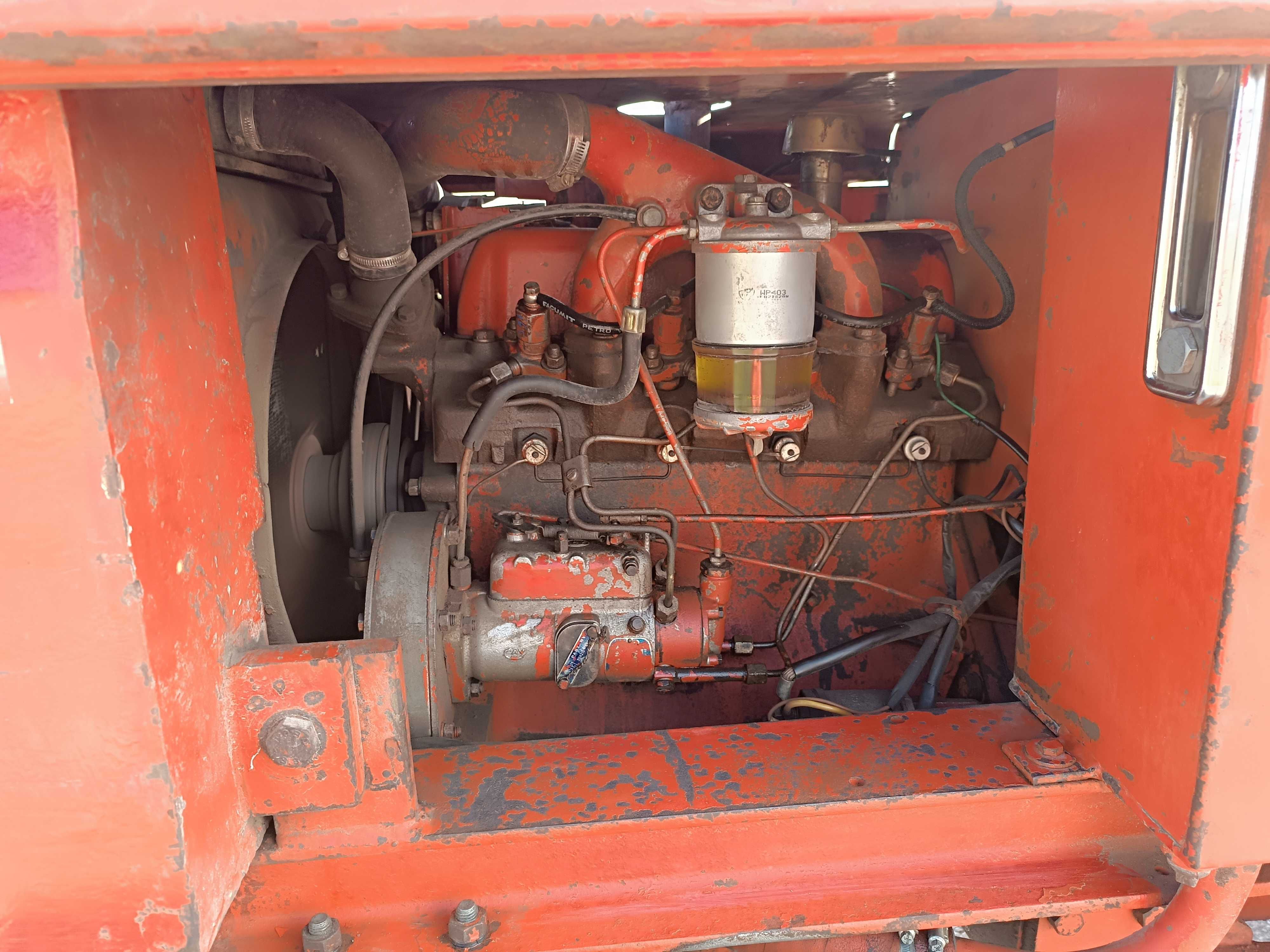 Wózek widłowy terenowy Manitou MC200.