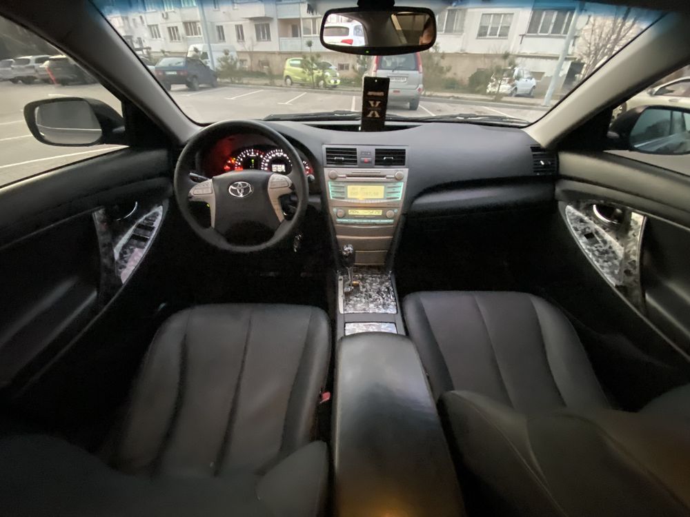 Toyota Camry 3.5 газ -бензин