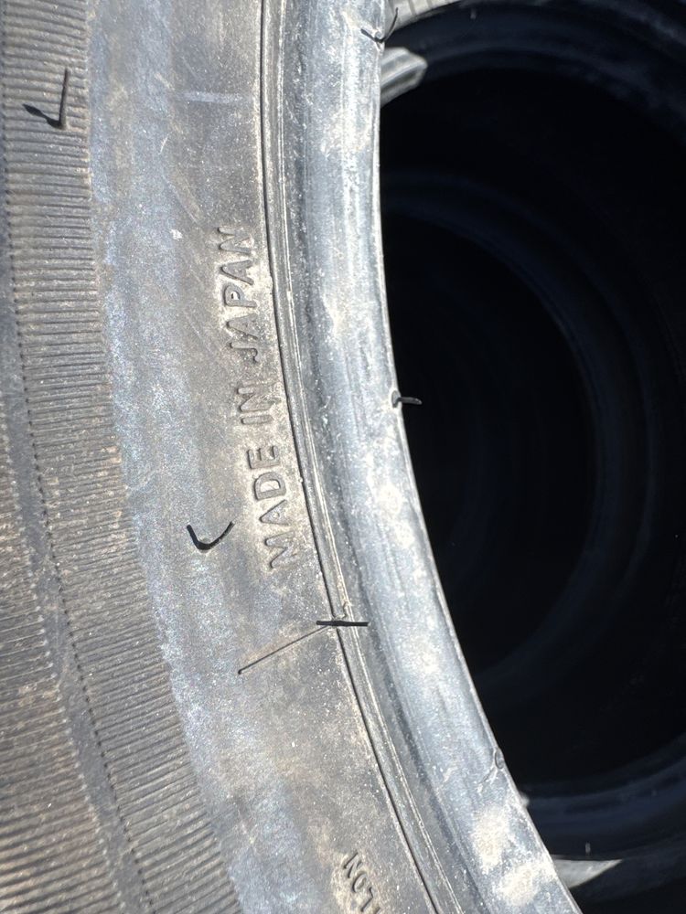 Шини 215/45 R18 Toyo Proxis ID 3 літо пара  як нові